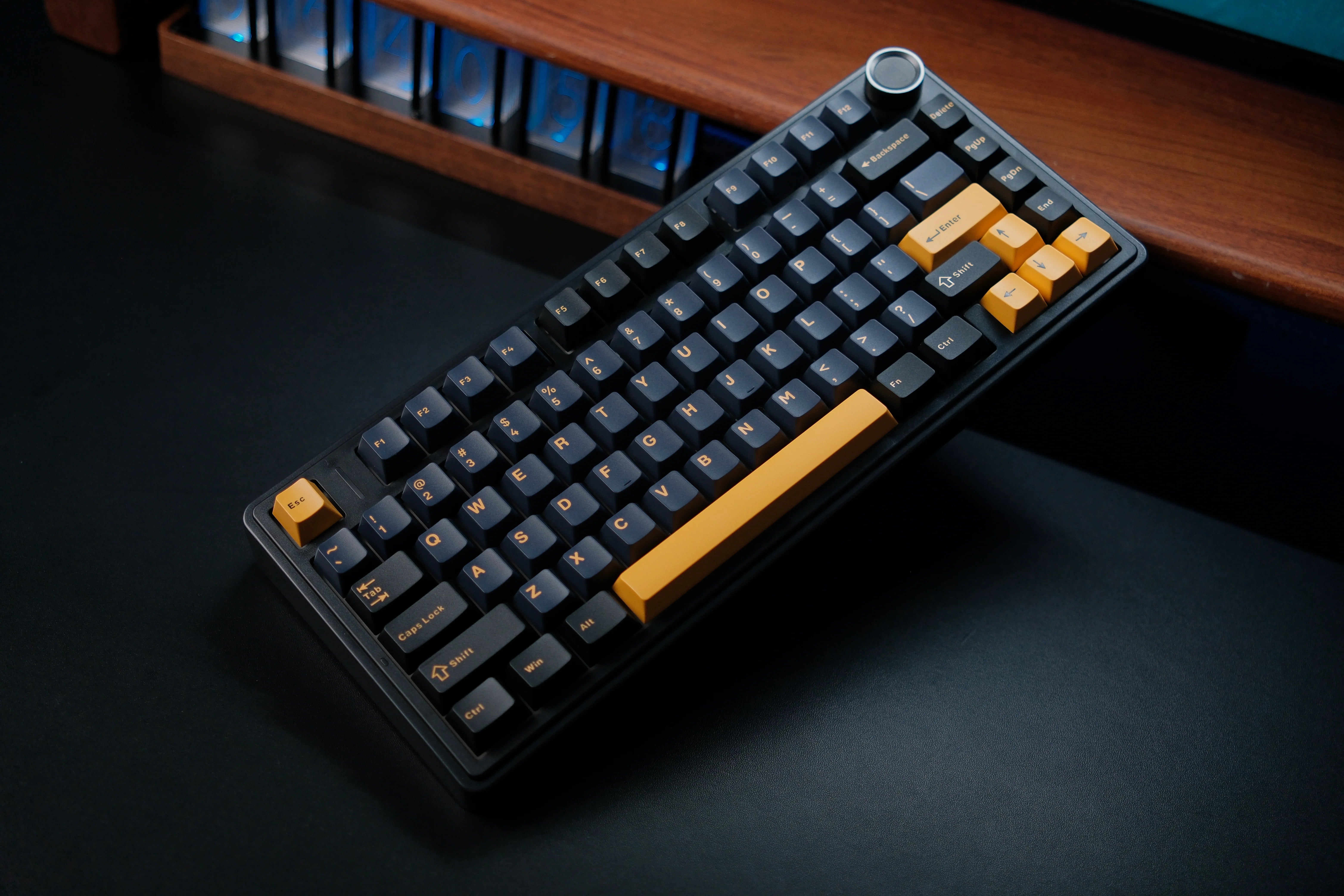 AULA f75 - מקלדת גיימינג