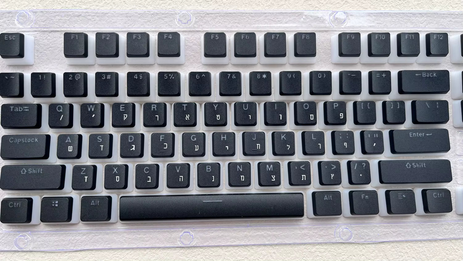Pudding Keycaps עם עברית